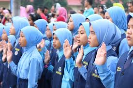 5:45 muhamad nazrul zainol abidin 3 474 просмотра. Padu Pppm No Twitter Suasana Hari Pertama Sesi Persekolahan Tahun 2019 Ketika Lawatan Yb Menteri Pendidikan Suasana Meriah Para Guru Dan Murid Dari Sekolah Kebangsaan Putrajaya Presint 14 1 Ketika Menerima