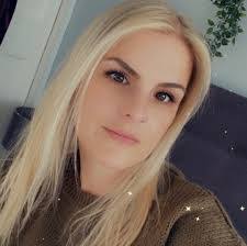 Victoria Cherry's Instagram, Twitter & Facebook