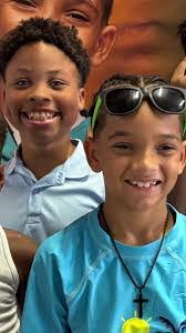 Grayson Shepherd's Instagram, Twitter & Facebook