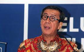 Istri menteri hukum dan hak asasi manusia (menkumham) yasonna laoly, elisye w dikatakan, istri yasonna tersebut meninggal sekira pukul 15.25 di rumah sakit medistra, gatot subroto jakarta. Menkumham Yasonna Laoly Beberkan Tugas Dirjen Pemasyarakatan Baru Kabar24 Bisnis Com