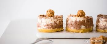 Juhuu Es Gibt Unendlich Cremigen Schoko Cheesecake Ohne Backen Und Ohne Gelatine Denn Solange Noch Sommer Ist Darf Der In 2020 Dessert Ideen Schoko Lebensmittel Essen