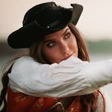 So I shot a wee video with @ameliaconway__ MONTHS ago but still haven't  finished editing it! It follows Morgane meeting Alliah for the first time  and was just SOOOO much fun. I