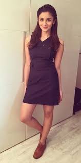 Bob hairstyles look fabulous on wavy hair. Hairdos To Follow For Your Next Virtual Meeting Iwmbuzz