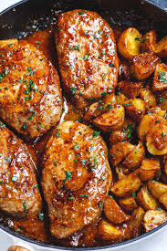 Honey Mustard Pork Chops And Potatoes Recipe Pork Chops And Potatoes Recipe Pork Steak Recipe Pork And Potato Recipe Honey Mustard Pork Chops