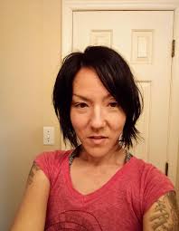 Salon for thinning postpartum hair with edgy cuts?