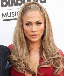 It's no shock that i love to color my hair and like to experiment. Jennifer Lopez Long Straight Light Caramel Brunette Hairstyle With Blonde Highlights