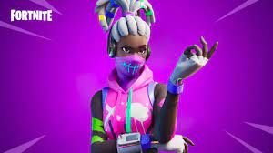 Fortnite Como Obtener La Skin De La Copa Komplex De Verano Fortnite Cine Al Aire Libre Cohete De Botella