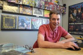 These London, Ont., record shops are seeing a resurgence in CD sales.  Here's why