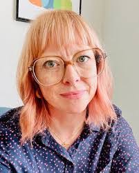 Jenn Temple's Instagram, Twitter & Facebook