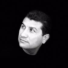 Victor Coronel (@vacog)