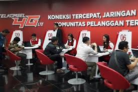 Telkomsel memiliki beberapa produk kartu yang lebih dari satu. Telkomsel Sumbagteng Tawarkan Paket Internet Hemat Di 363