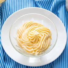 Diplomat Cream In 3 Easy Steps Recipe Diplomat Cream Recipe Sweet Sauce Custard Cake Filling