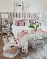 Epingle Par Hayet Alia Sur Kenza En 2020 Chambre A Coucher Glamour Decoration Chambre Cocooning Deco Chambre A Coucher