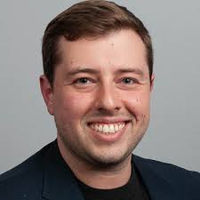 Leon Fishman's Instagram, Twitter & Facebook