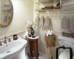 Baskets are useful for storing towels, curling irons, hair dryers and toilet paper. 7 Creative Uses For Towel Racks