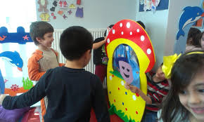 27 mart dünya tiyatrolar günü için okul öncesi öğretmenlerimizin hazırlamış olduğu en güçlü kim? oyunumuz. Okyanus Koleji Kolej Ozel Okul Ana Okulu Ilkokul Ortaokul Lise Halkali Okul Oncesi Yildizlar Grubu Dunya Tiyatrolar Gununu Kutluyor