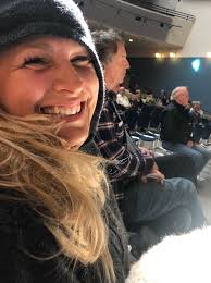 Julie Frost's Instagram, Twitter & Facebook