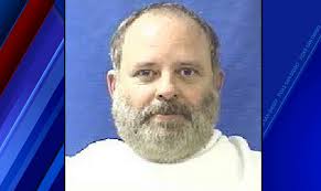 Ex-SeaWorld manager admits embezzling $818K