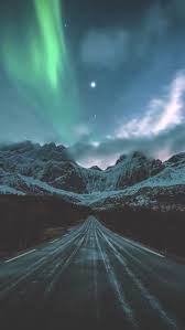 How To Keep Your Travel Outfits In Style Trendy Items To Pack For A Business Trip In 2020 Northern Lights Northen Lights Beautiful Landscapes