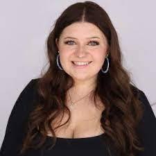 Christine Mayon's Instagram, Twitter & Facebook