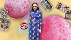 Therefore, cancer, the fourth zodiacal sign, is in analogy with the 4th house: Cancer Tarot Horoscopes June 2021 Glamour