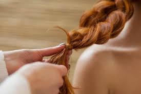 Nutze die rechts und linkstasten deiner tastatur um im album zu navigieren. 5 Tolle Frisuren Fur Lockige Haare