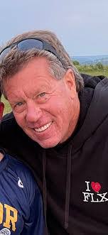 Bryce Henry's Instagram, Twitter & Facebook