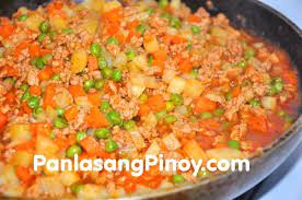 Chicken Giniling With Green Peas Recipe Chicken Giniling Recipe Giniling Recipe Clean Eating Chicken