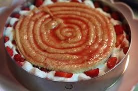 Tiramisu Aux Fraises Facon Entremets Recette Recette Tiramisu Facile Tiramisu Fraise Recette Avec Des Fraises