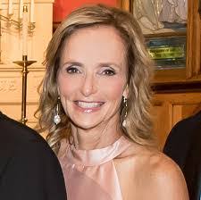 Mary Ulmer's Instagram, Twitter & Facebook