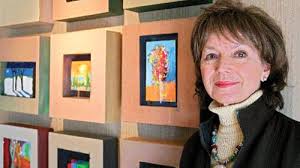 Art gallery owner dies at 77