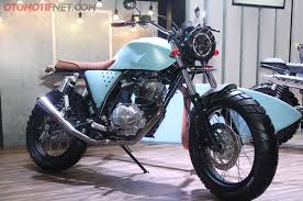 Pada tj modif, semua impian anda untuk mewujudkan modifikasi kendaraan sendiri akan terwujud segera. Modifikasi Honda Cb150 Verza Telan Konsep Surfer Japan Style Gridoto Com