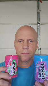 Combining New Trident Vibes Gum flavors together #tridentvibes  #keepingthedreamalive