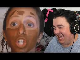 Daz Watches Worst Makeup Tutorials Youtube Bad Makeup Makeup Memes Makeup Tutorials Youtube