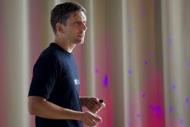 Naomi mgn her face are not as appealing but her offering