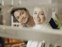 Apatah lagi, kata syafiq, 26, mira banyak memberikan idea ketika pengarah iklan terbabit membuka ruang buat para pelakon untuk menghasilkan skrip lakonan sendiri. Mudah Kerja Dengan Mira Syafiq Syukur Ramai Sokong Mynewshub