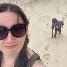 Chantalle Smith (@chaneyz85)