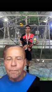 yo aquí confiado en el presupuesto de sus tías #cumpleaños #17 #CapCut