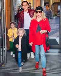Алла пугачева, максим галкин и рэпер скриптонит фото: Lyubovnicy Ne Vinovaty Galkin I Pugacheva Davno Razvelis I Igrayut Na Publiku Istochnik