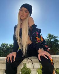 Nikita S Instagram Photo I Would Like To Officially Announce That I Am Joining The Hype House In My Mind In 2020 Famous Girls Beautiful Girl Image Nikita