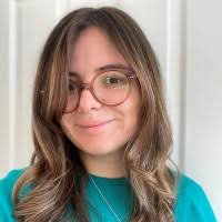 200+ profilů „Lora