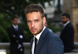 His debut ep, first time, was released on 24 august, 2018. One Direction Jetzt Zeigt Cheryl Endlich Den Sohn Von Liam Payne Und Er Ist Soooo Suss