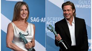 Die gerüchte um brad pitts beziehungsstatus überschlugen sich in den letzten wochen regelrecht. Ist Das Brad Pitt Fans Sind Sicher Ihn Auf Jennifer Anistons Selfie Zu Sehen