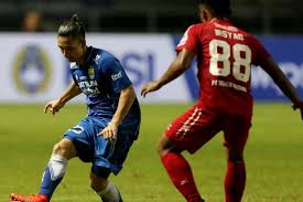 You are on page where you can compare teams persib bandung vs persija jakarta before start the match. Cedera Saat Persib Vs Persija Kim Jeffrey Absen Hingga Akhir Musim