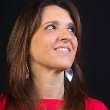 Settimana scorsa Artribune, e oggi ELLE Ho l'orgoglio che mi esce dalle  viscere e mi si intorciglia tutto intorno alle budella e mi ritorna  indietro per schiaffeggiare tutti quelli che.. “eh ma