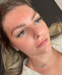 Hur man förbättrar alla möjliga skönhetsrutiner med vaselin