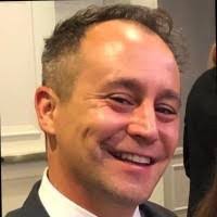 Sean Lavery's Instagram, Twitter & Facebook