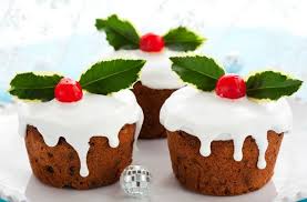 Mini Christmas Cakes Recipes Goodtoknow Recipe Mini Christmas Cakes Christmas Cake Recipes Christmas Cooking