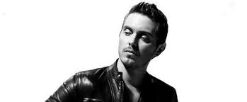 Αυστηροποιούνται οι ποινές για την τροχαία και την οδήγηση υπό την επήρεια αλκοόλ. Koita Me O Mixalhs Xatzhgiannhs Epestrepse Me Neo Tragoydi Sfera 98 9 To Radiofwno Poy Akoys