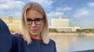 Jun 14, 2021 · юрист фонда борьбы с коррупцией любовь соболь отказалась выдвигаться на выборы в госдуму. Sobol Ogranichili Svobodu Na 1 5 Goda
